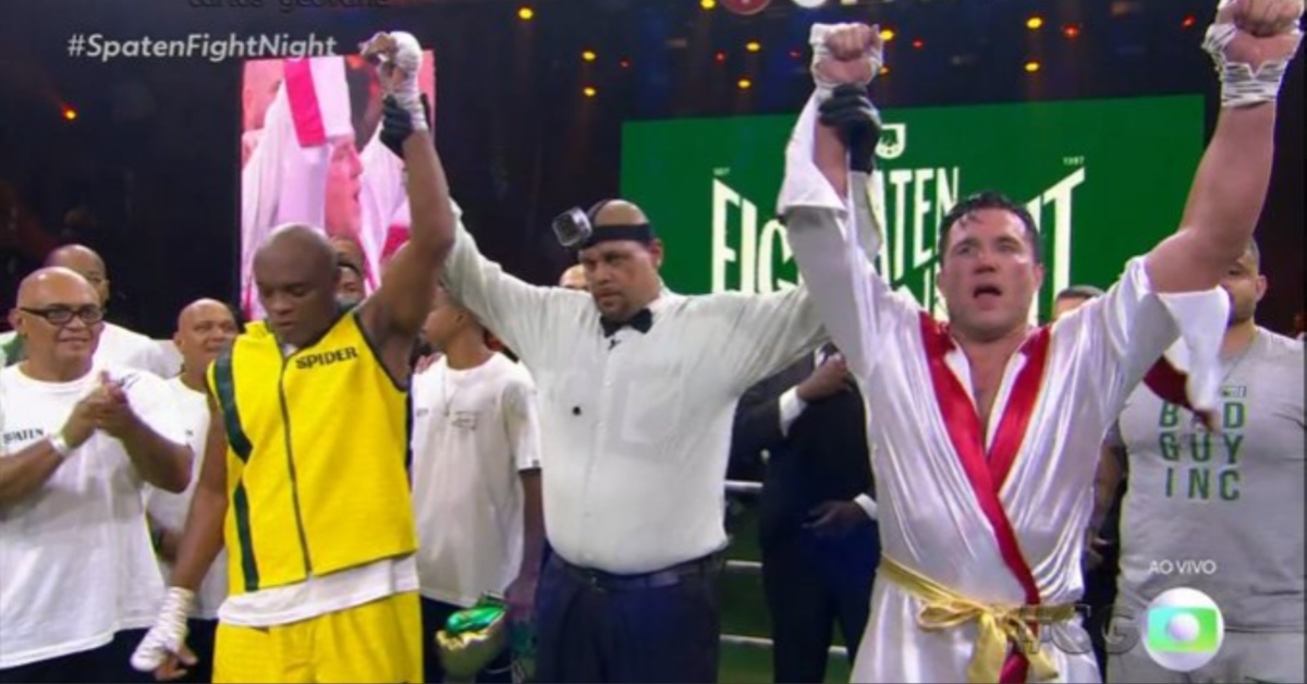Anderson Silva and Chael Sonnen trade punches in their exhibition boxing match in Sao Paulo