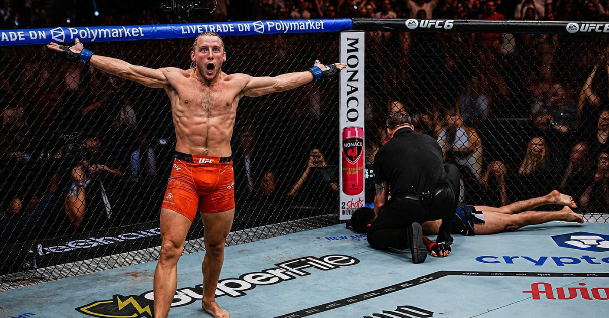 Paddy Pimblett chokes out Benoit Saint Denis in under a minute at UFC 329