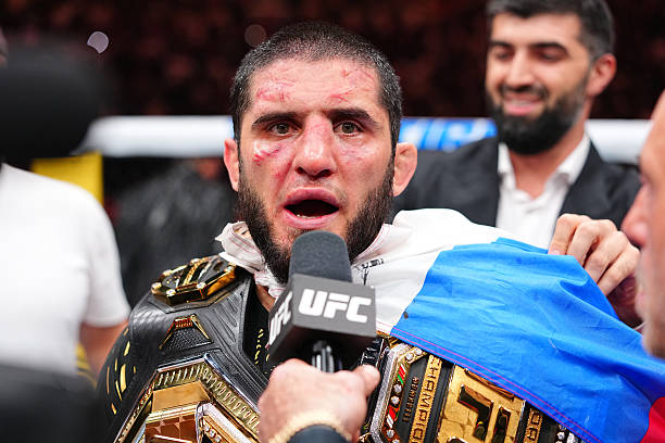 Islam Makhachev with the UFC welterweight belt