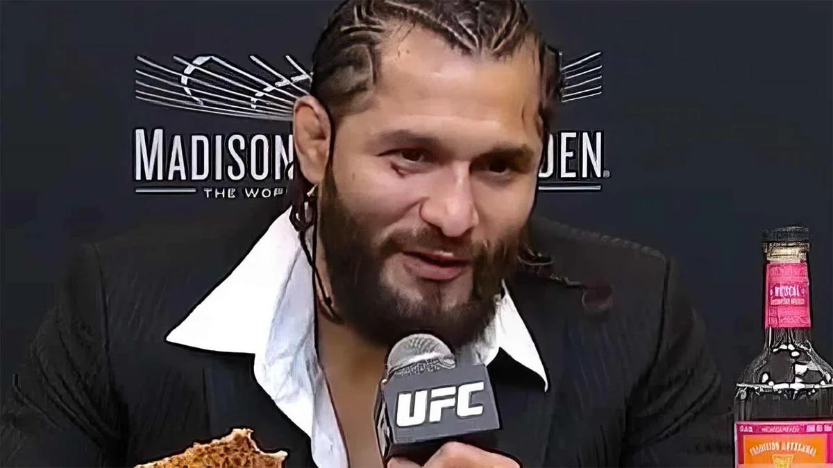 Jorge Masvidal trashes referee Herb Dean
