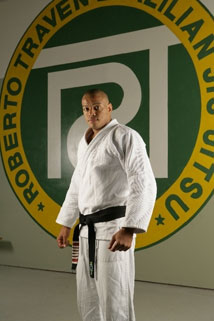 Roberto Traven, UFC fighter
