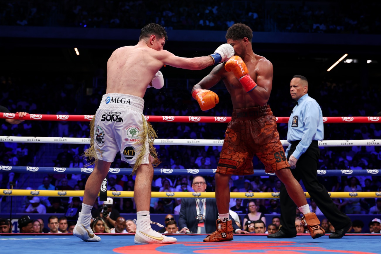 William Zepeda Replaces Shakur Stevenson at No. 1 in Ring Lightweight Rankings