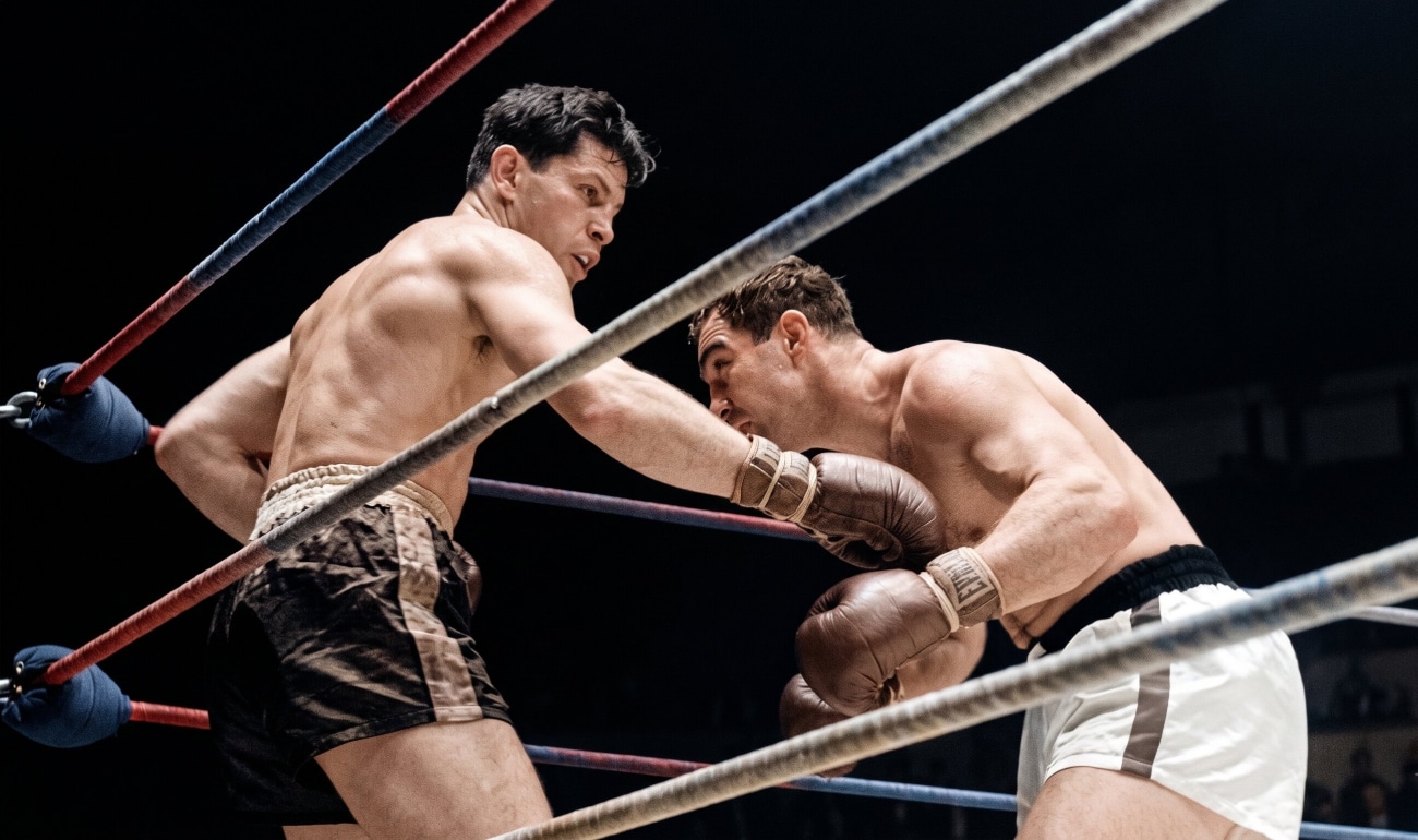 Rocky Marciano in action against Roland La Starza